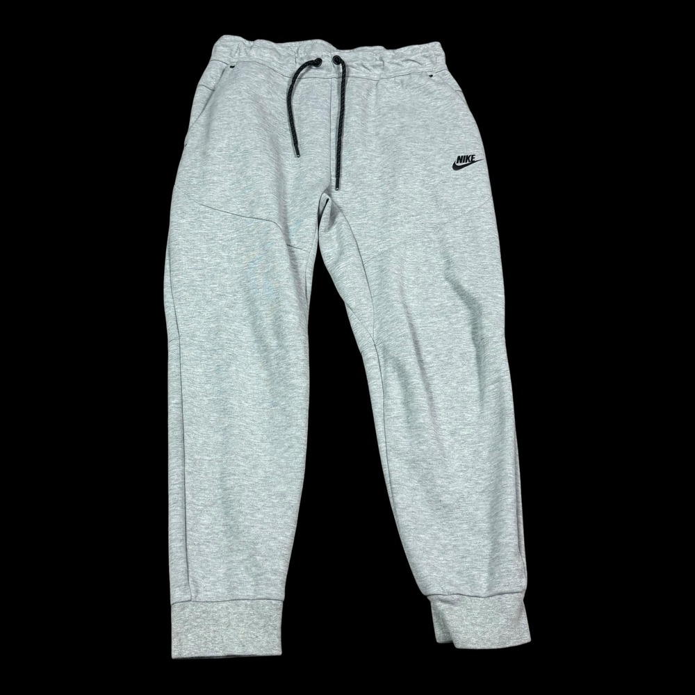 Nike Tech Fleece Gray CU4496-063 Jogger Sweatpants‎ Men's L 30x25.5